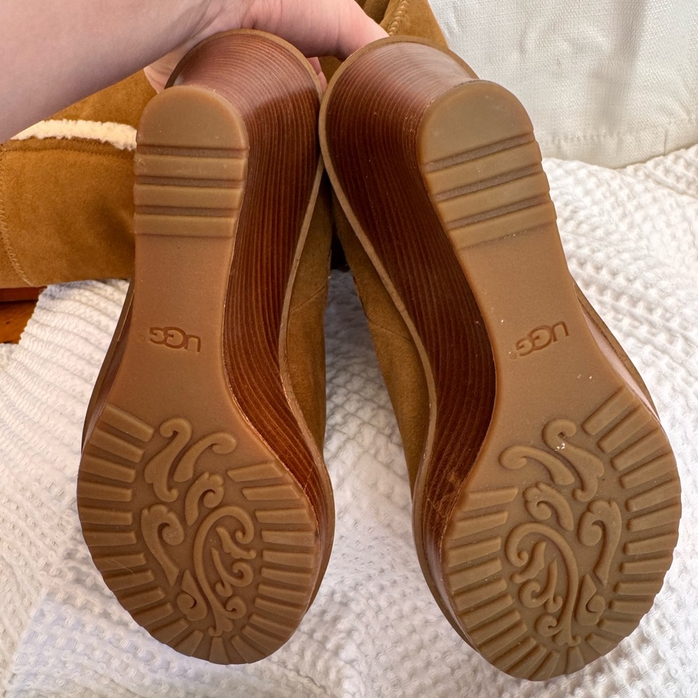 UGG Women's Brown Winter Boots - Picture 2 of 5